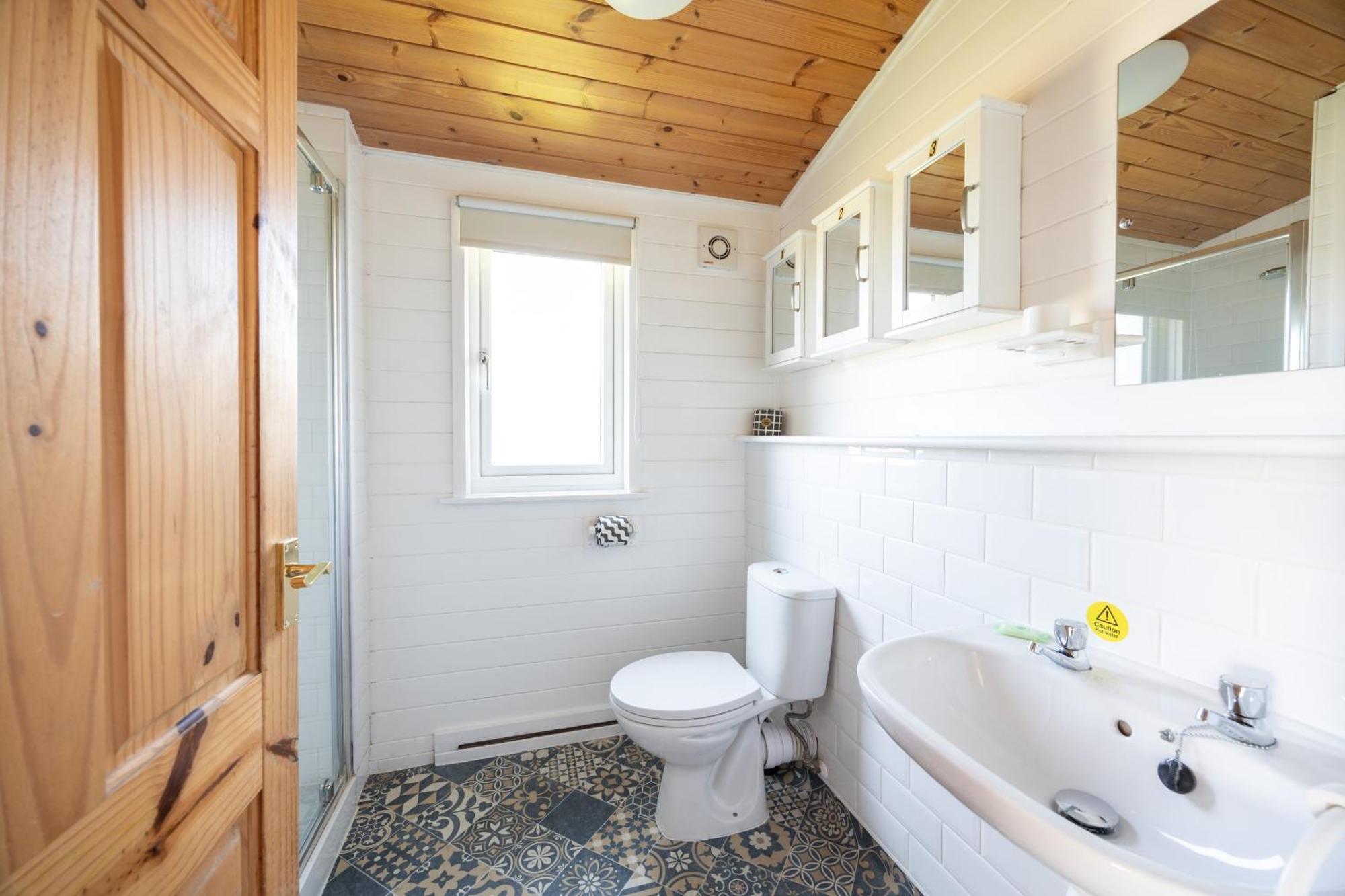 West Chalet At Tapnell Farm Ярмут Екстер'єр фото